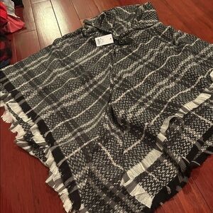 Sonoma Black and White Fringe Poncho